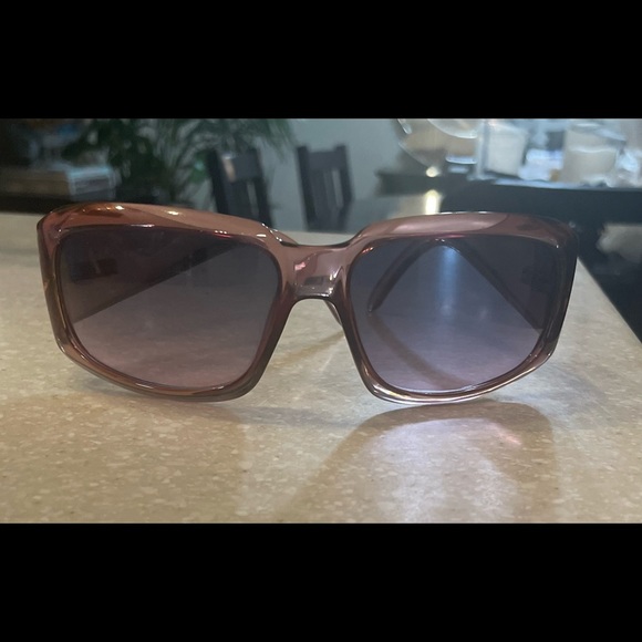 Gucci Sunglasses 1402/S
